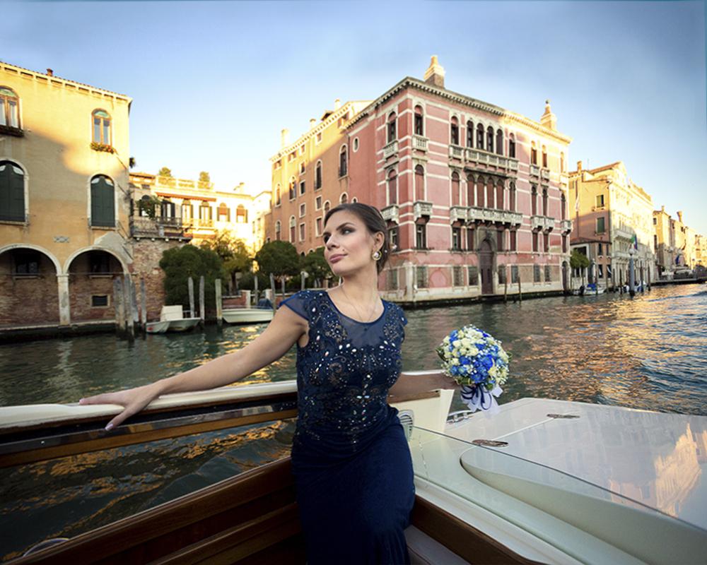 Свадебная прогулка по Венеции на лодке