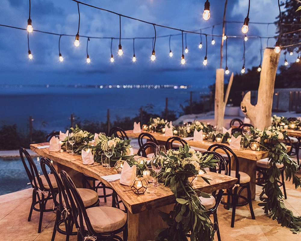 wedding dinner with sea view in Italy