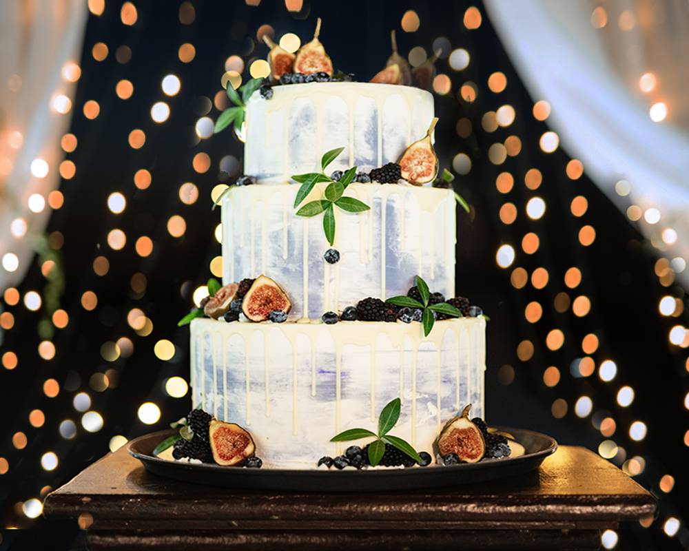 custom wedding cake in Cagliari