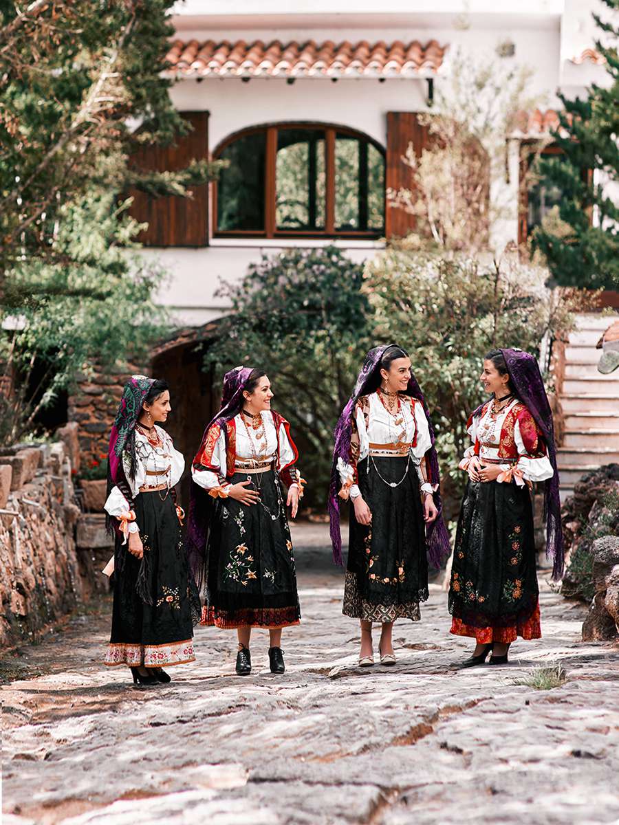 women wearing traditional Sardinian clothes